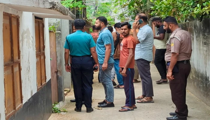 রাজশাহীতে ছেলের পিটুনিতে বাবা নিহত