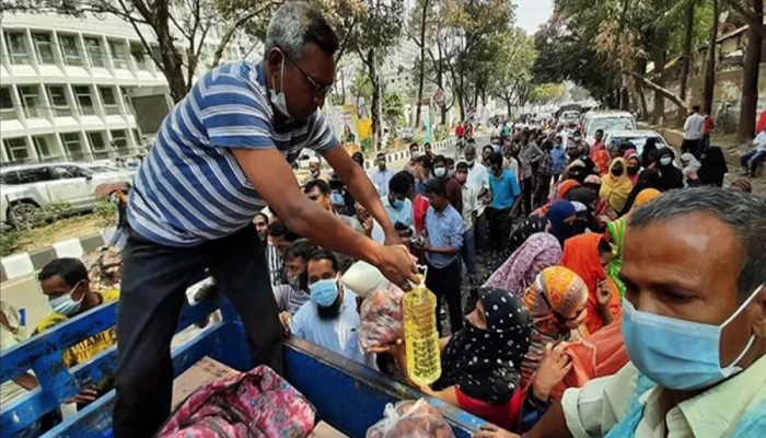 আগের সময়ের চেয়ে বেশি খাদ্য মজুত, ৫৫ লাখ পরিবার পাচ্ছে ১৫ টাকা কেজির চাল