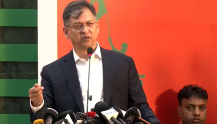 ‘হাসিনা কার্ড’ খেললে সম্পর্ক বন্ধুত্বপূর্ণ কীভাবে হবে: ভারতের উদ্দেশে সালাহউদ্দিন