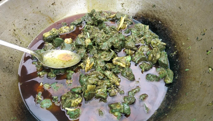 খুলনার সেই ‘সবুজ মাংস’ রহস্যের অবসান, ল্যাব রিপোর্টে মিলল কারণ