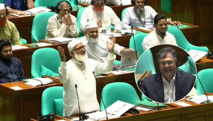 স্বরাষ্ট্রমন্ত্রীর জন্য সংসদে দুই হাত তুলে দোয়া করলেন জামায়াত আমির