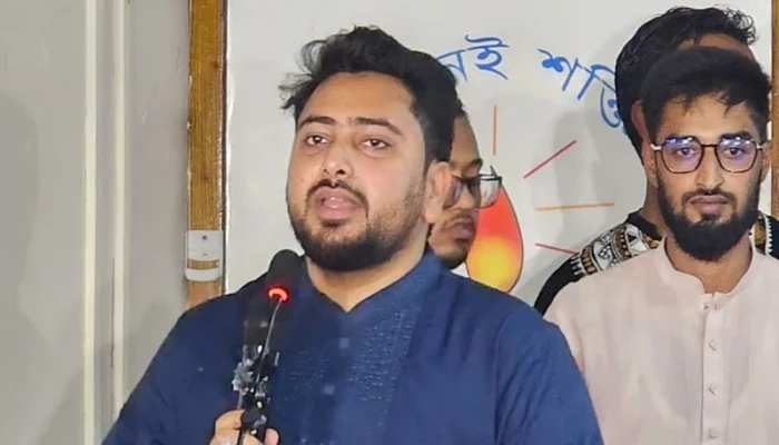 কোটা ইস্যুতে হাসিনা দিল্লি, ভাইবা ইস্যু আপনাদের কোথায় পাঠাবে: সরকারকে নাহিদ ইসলাম