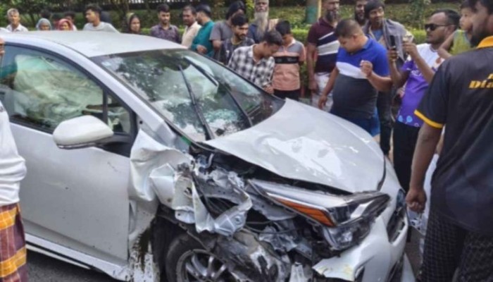 রাজশাহীতে শিক্ষার্থীর গাড়িচাপায় রিকশাচালক নিহত