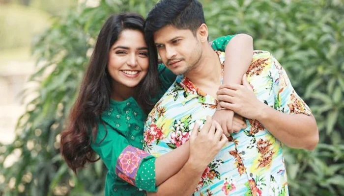 নিলয়-হিমির ‘প্রথম প্রেমের গল্প’ নাটক নিয়ে তুমুল বিতর্ক