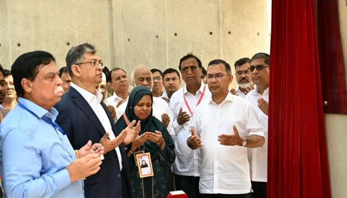 জুলাই স্মৃ^তি^স্তম্ভ উদ্বোধন করলেন প্রধানমন্ত্রী